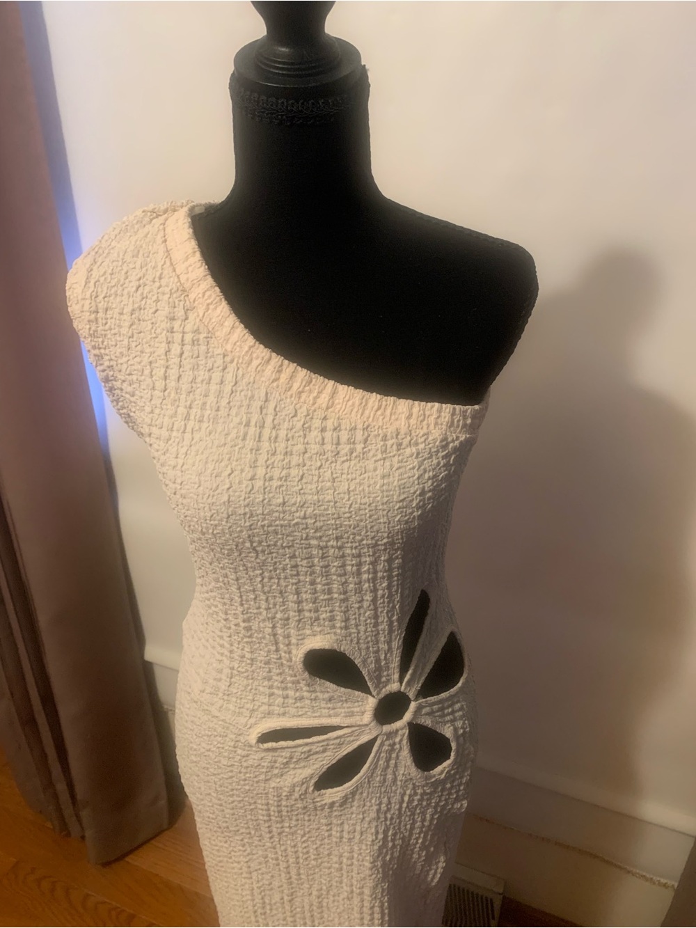 One-Shoulder Cream Textured Midi Dress with Floral Cutout